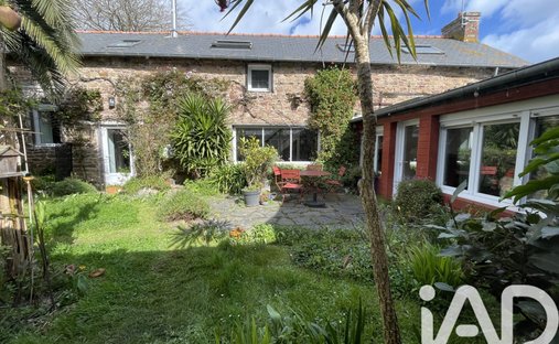 House in Centre Ville, Paimpol, France 1