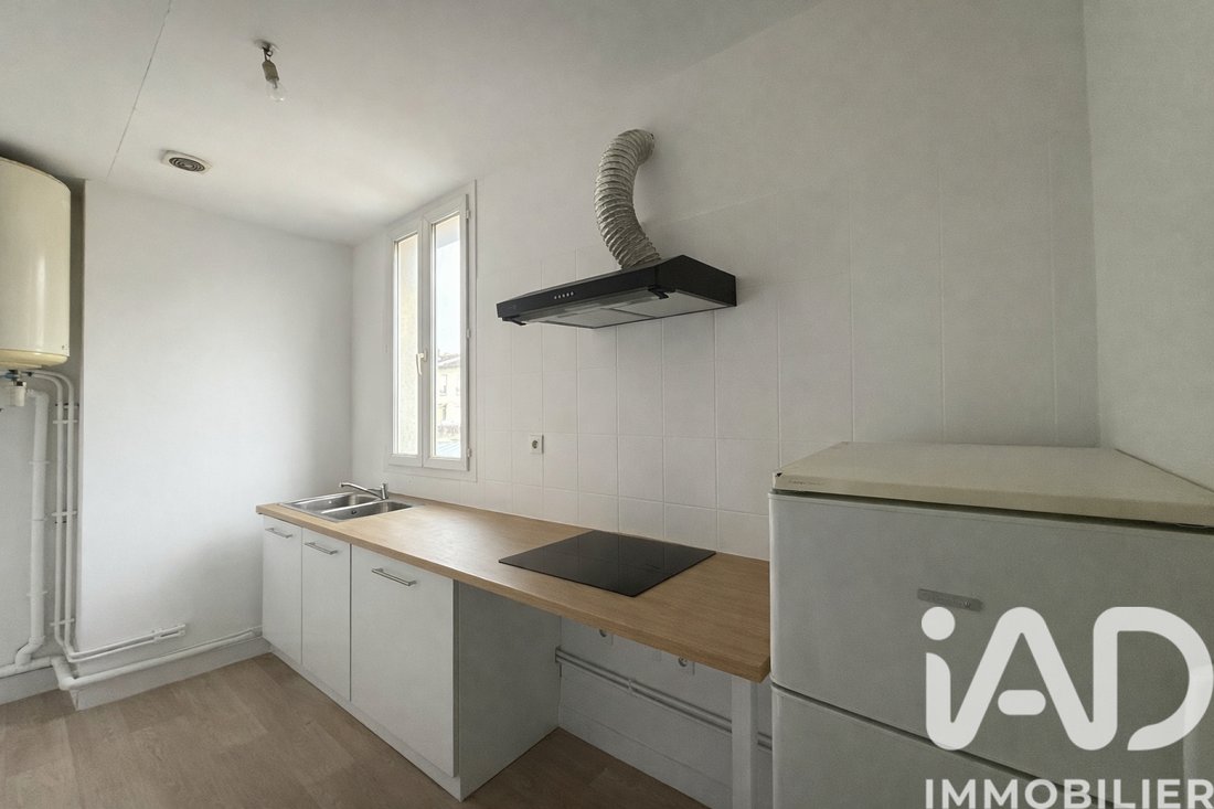Fontenay-sous-Bois, Ile-de-France, France 4 - 17307100