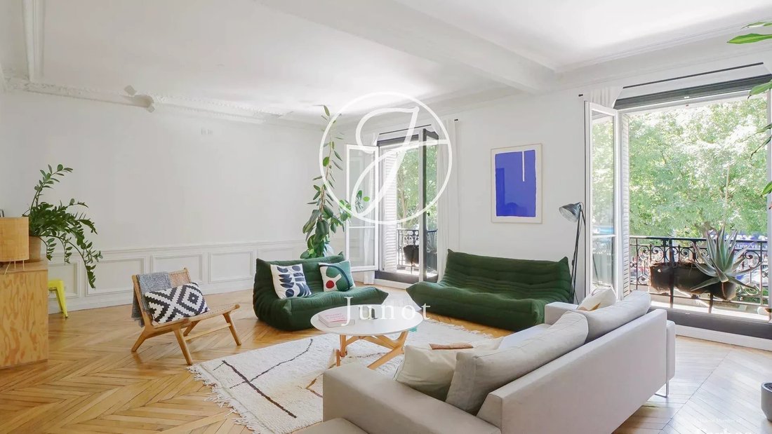 Apartment in Montmartre, Paris 18e Arrondissement, Paris 4 - 17719321