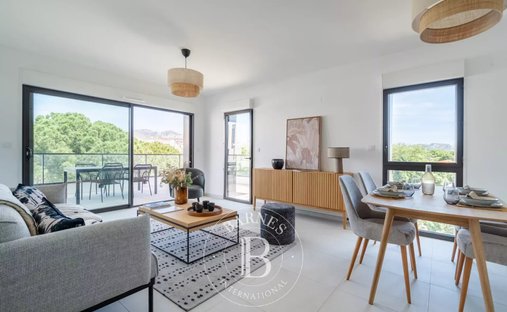 Apartment in Saint Giniez, 8e Arrondissement, Marseille 1