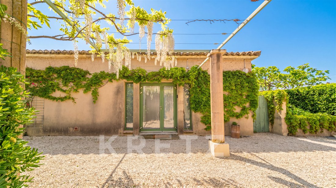 House in Saint-Rémy-de-Provence, Provence-Alpes-Côte d'Azur, France 1 - 17785095