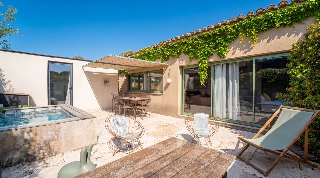 House in Saint-Rémy-de-Provence, Provence-Alpes-Côte d'Azur, France 2 - 17785095
