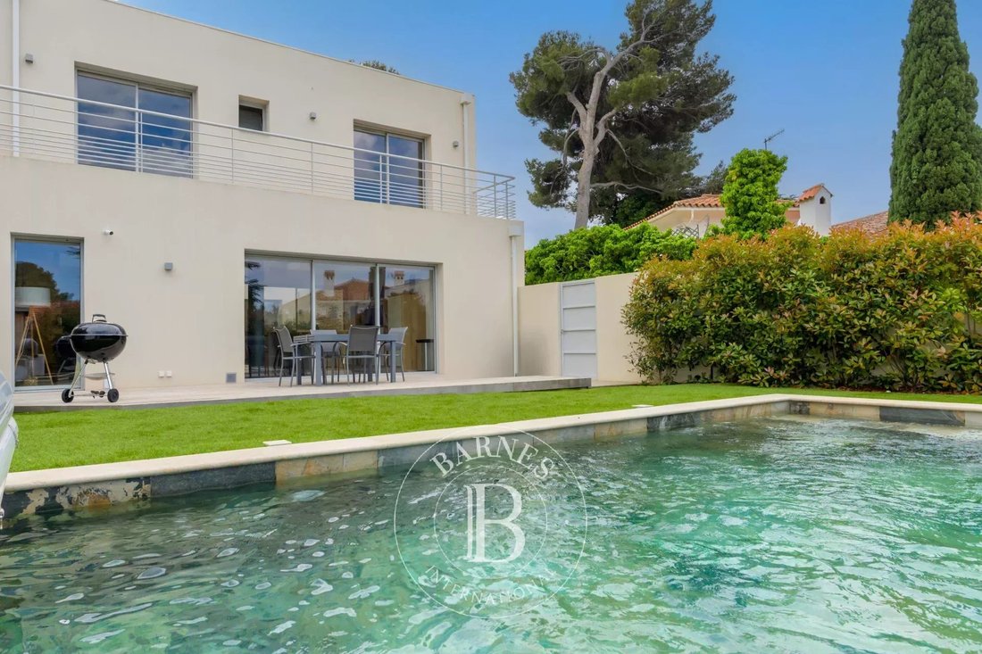 Villa in Est Reganat Destral, Carry-le-Rouet, France 2 - 13631307