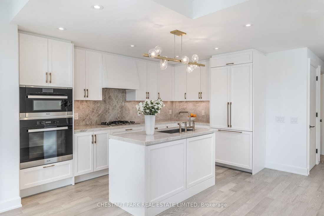 Apartment in Toronto, Ontario, Canada 3 - 17785113