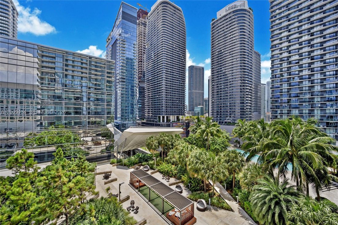 Condo in Miami, Florida, United States 1 - 17785111