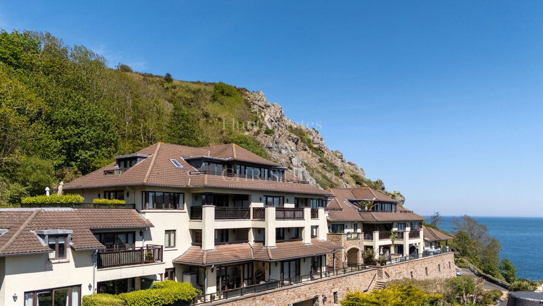Apartment in Jersey, St Lawrence, Jersey 2 - 15044876