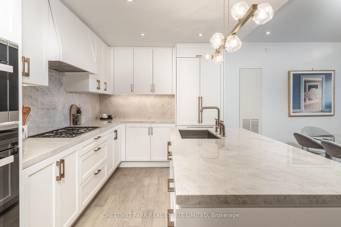 Apartment in Toronto, Ontario, Canada 4 - 17785116