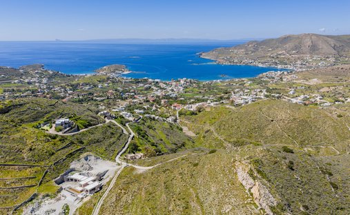 Land in Syros, Aegean, Griechenland 1