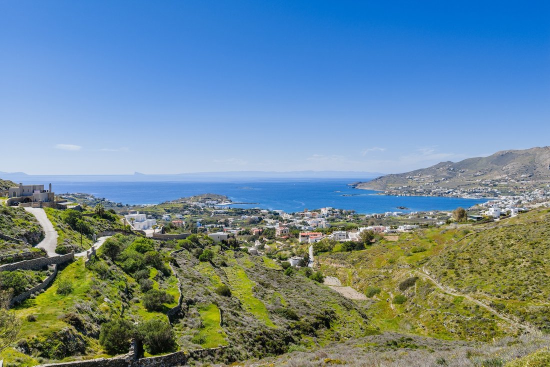 Land in Syros, Aegean, Griechenland 5 - 17785287
