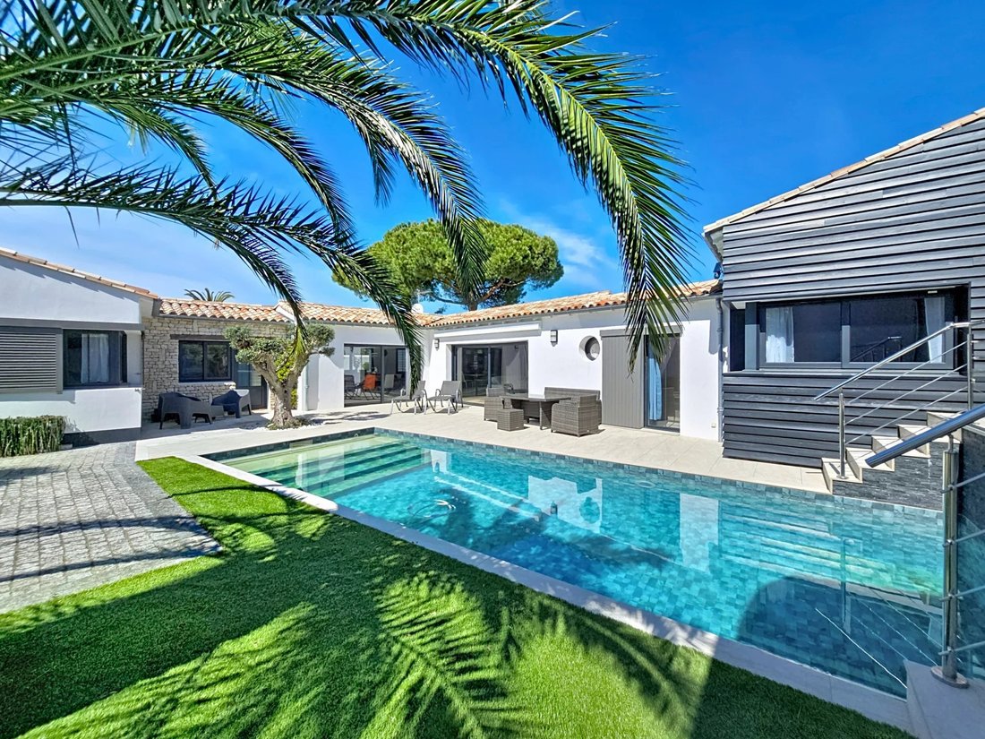 House in Rivedoux-Plage, Nouvelle-Aquitaine, France 1 - 17785428