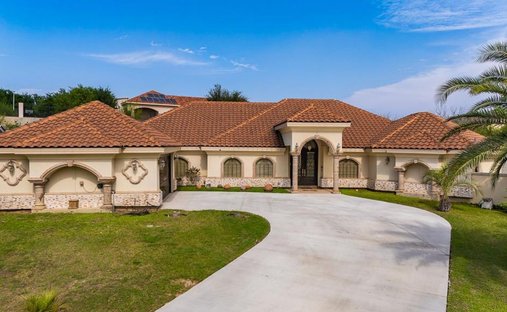 House in Eagle Pass, Texas, United States 1