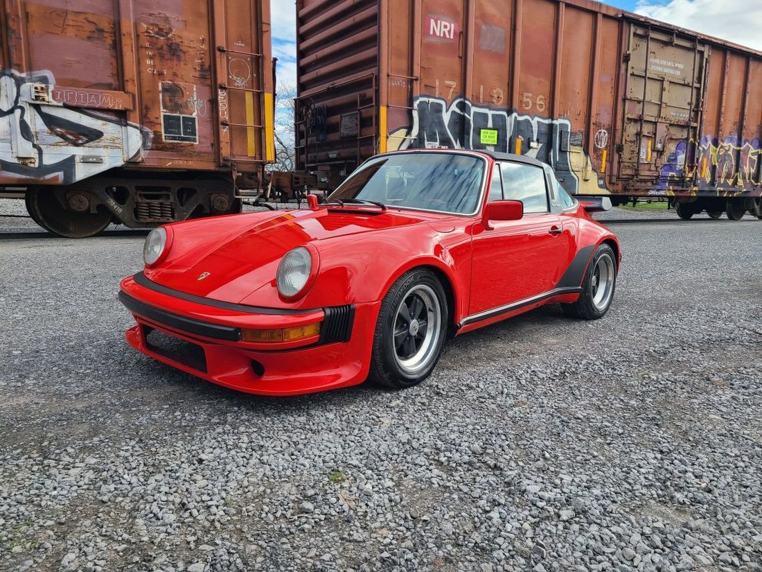 Coupe in Geneva, NY, United States 1 - 17785512