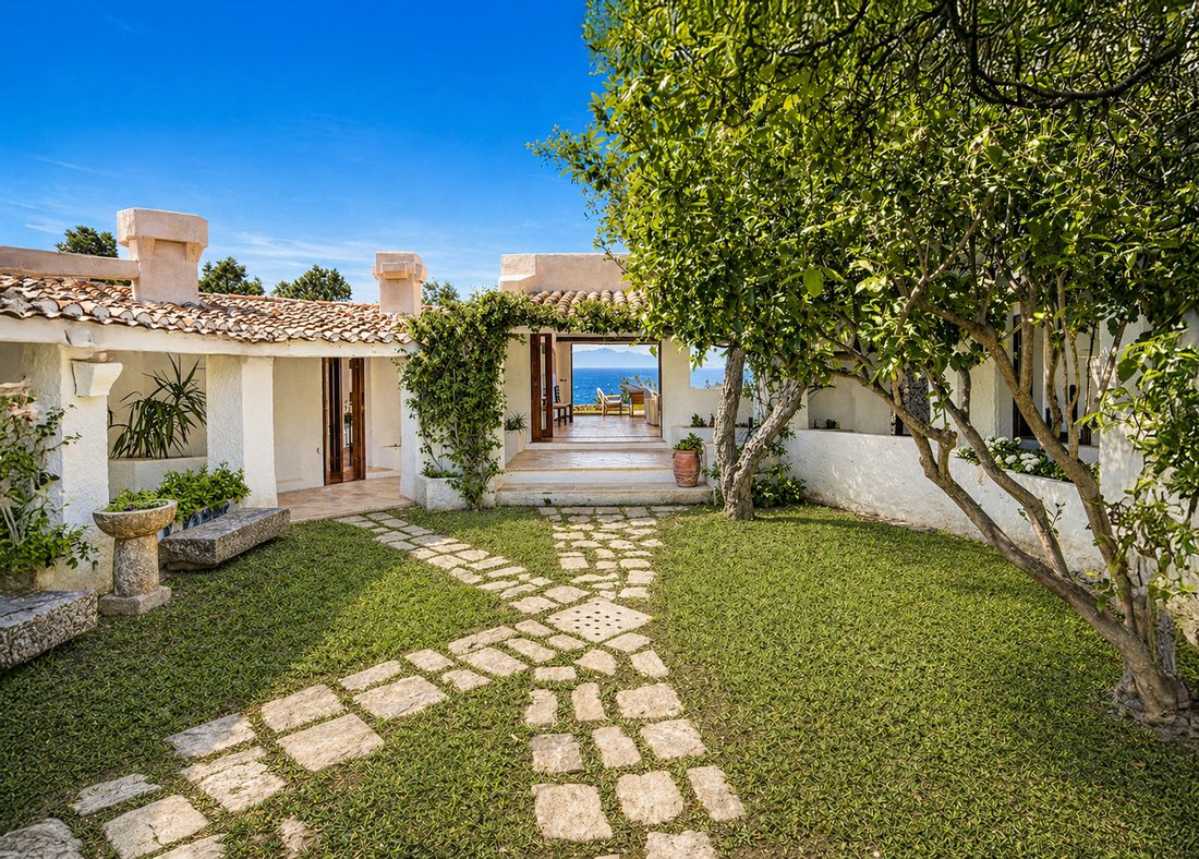 Villa in Porto Rotondo, Olbia, Sardinia 3 - 16710495