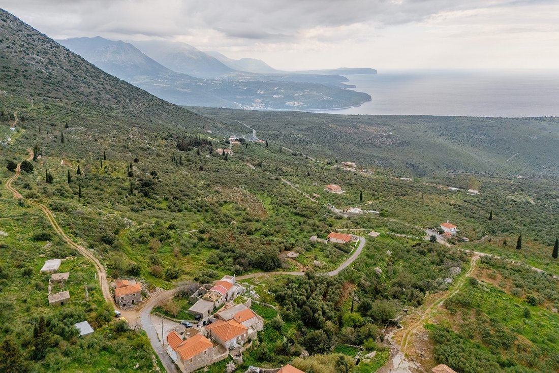 Land in Gytheio, Peloponnese, Western Greece and the Ionian, Griechenland 3 - 17538677