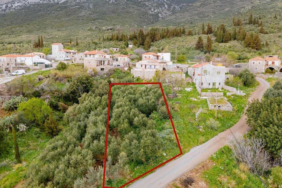 Land in Gytheio, Peloponnese, Western Greece and the Ionian, Griechenland 4 - 17538677