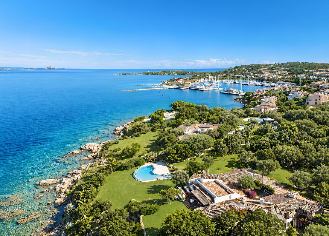 Villa in Porto Rotondo, Olbia, Sardinia 2 - 16710495