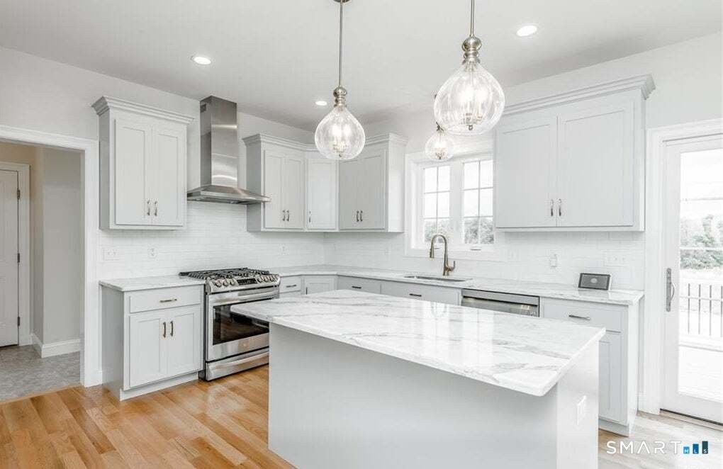House in Manchester, Connecticut, United States 2 - 17785990