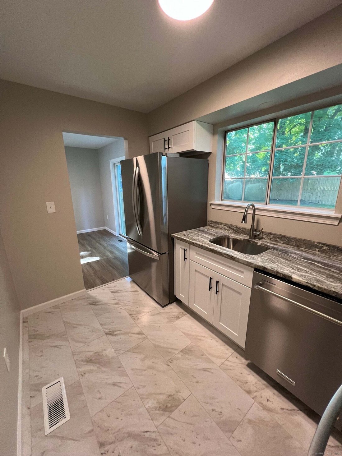 Condo in Meriden, Connecticut, United States 5 - 17785954