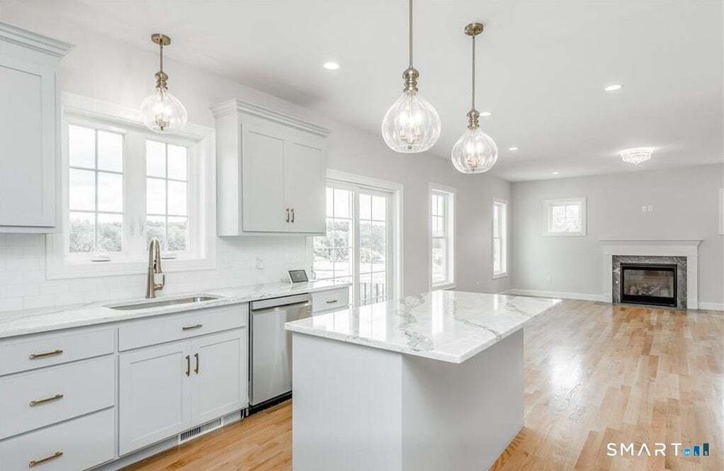 House in Manchester, Connecticut, United States 4 - 17785990