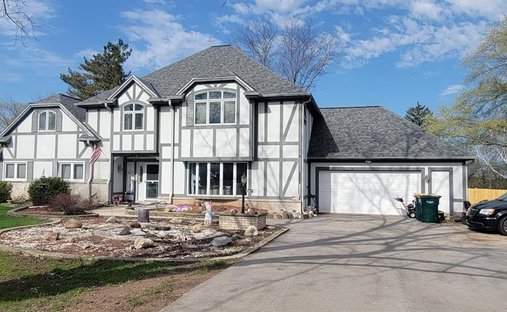 House in Thiensville, Wisconsin, United States 1