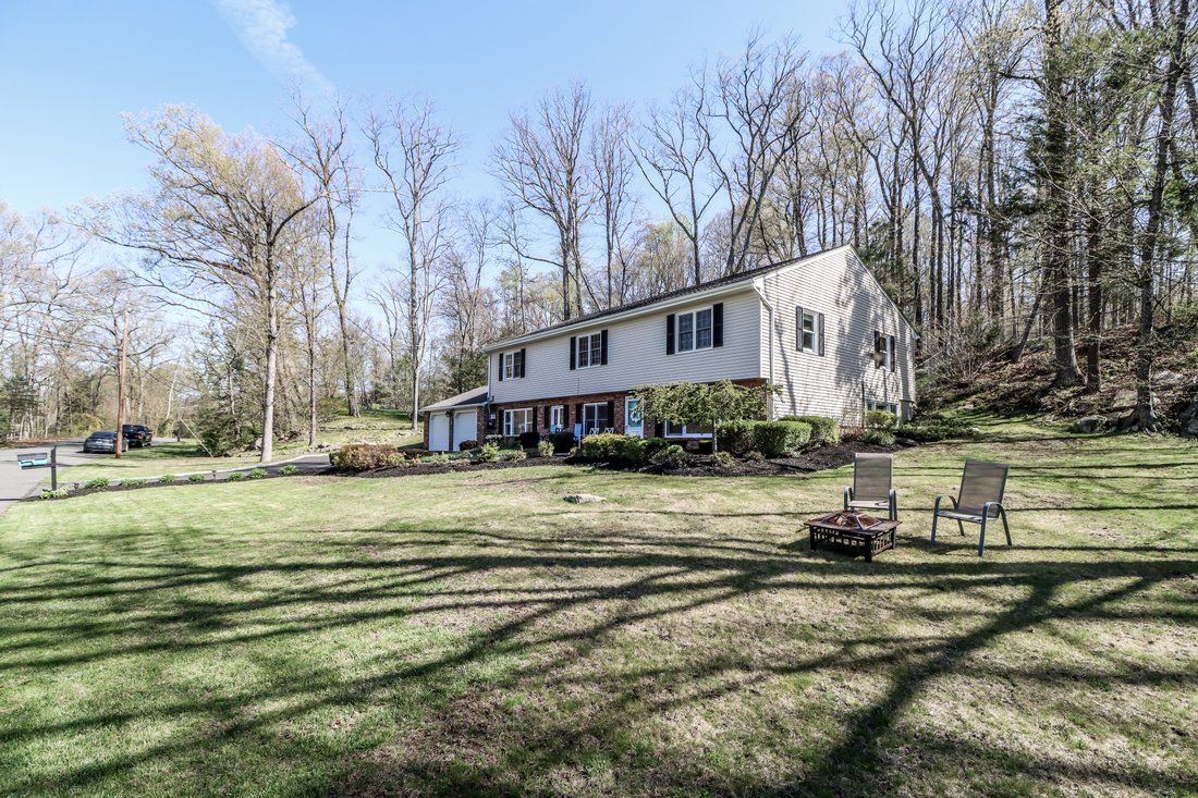 House in Brookfield, Connecticut, United States 4 - 17786179