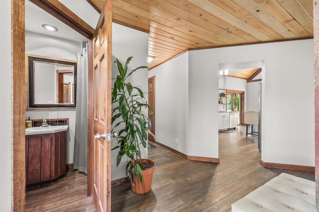House in Junction City, Wisconsin, United States 4 - 17786673
