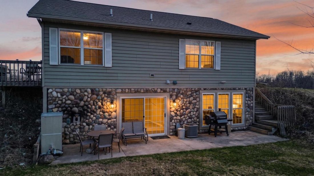 House in Cascade, Wisconsin, United States 1 - 17786733
