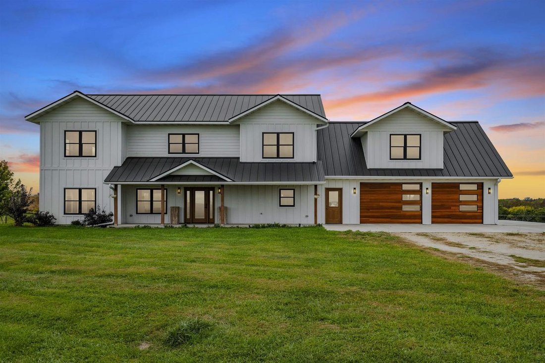 House in Lansing, Iowa, United States 1 - 17788388