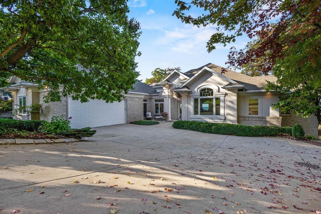 House in Luxemburg, Wisconsin, United States 1 - 17786519