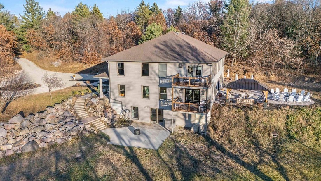 House in Plainfield, Wisconsin, United States 2 - 17788063