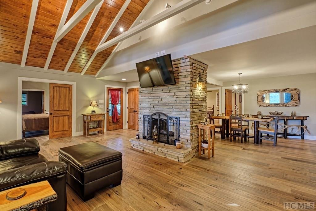 House in Highlands, North Carolina, United States 3 - 17786112