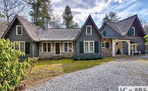 House in Glenville, North Carolina, United States 1