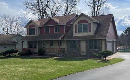 House in Chippewa Falls, Wisconsin, United States 1