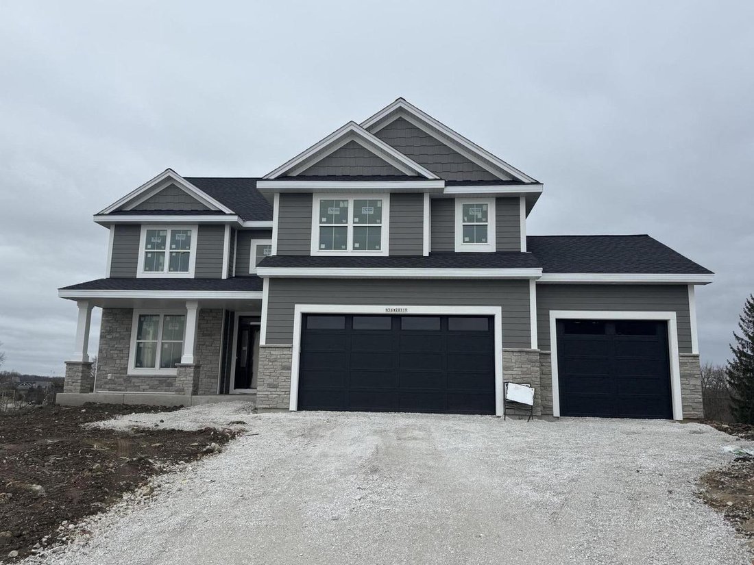 House in Menomonee Falls, Wisconsin, United States 1 - 17786600