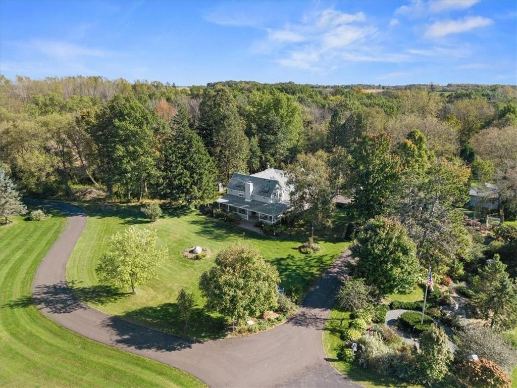 House in Martell, Wisconsin, United States 4 - 17787701