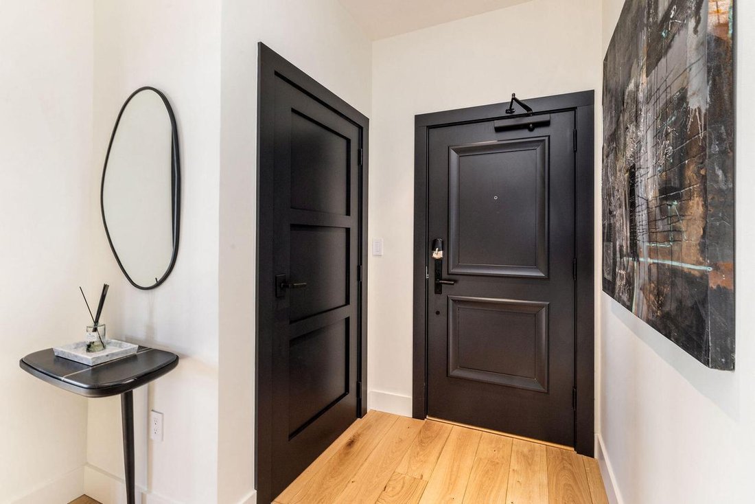 Condo in Milwaukee, Wisconsin, United States 5 - 17786996