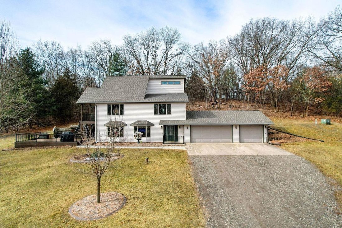 House in Lake Wisconsin, Wisconsin, United States 2 - 17787233