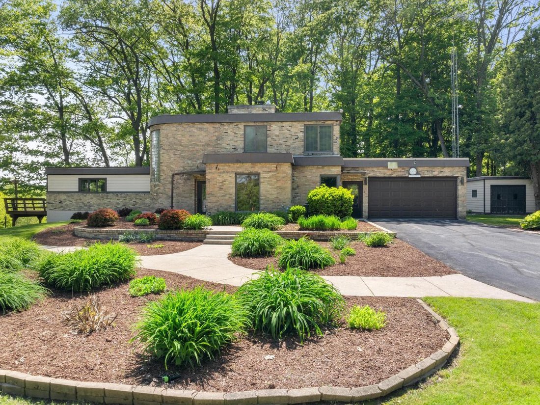 House in Manitowoc, Wisconsin, United States 5 - 17788476