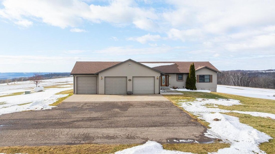 House in Alma, Wisconsin, United States 3 - 17787957