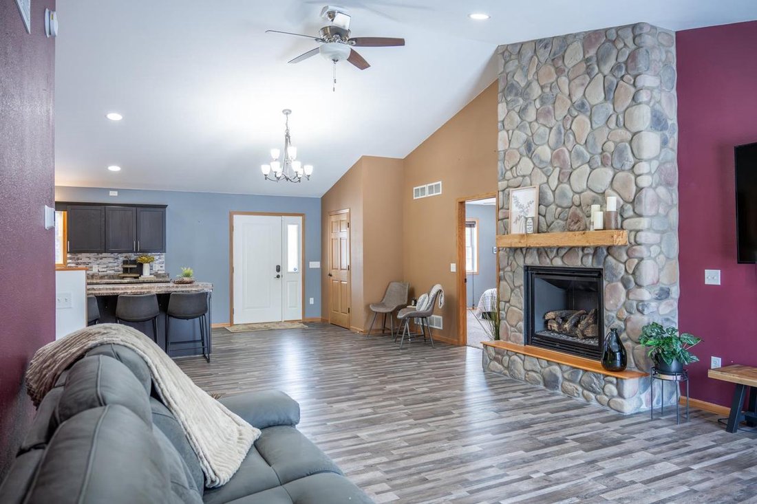 House in New Lisbon, Wisconsin, United States 4 - 17786425