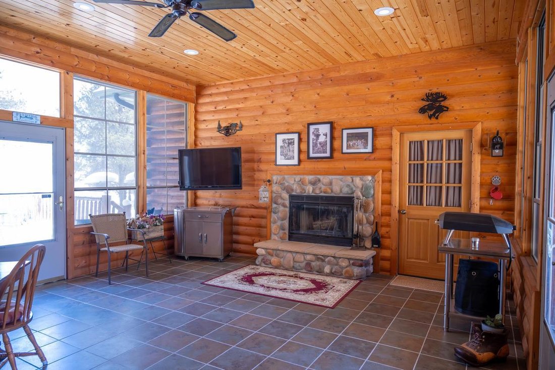 House in Necedah, Wisconsin, United States 4 - 17787219