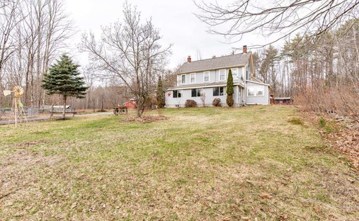 House in Barrington, New Hampshire, United States 1