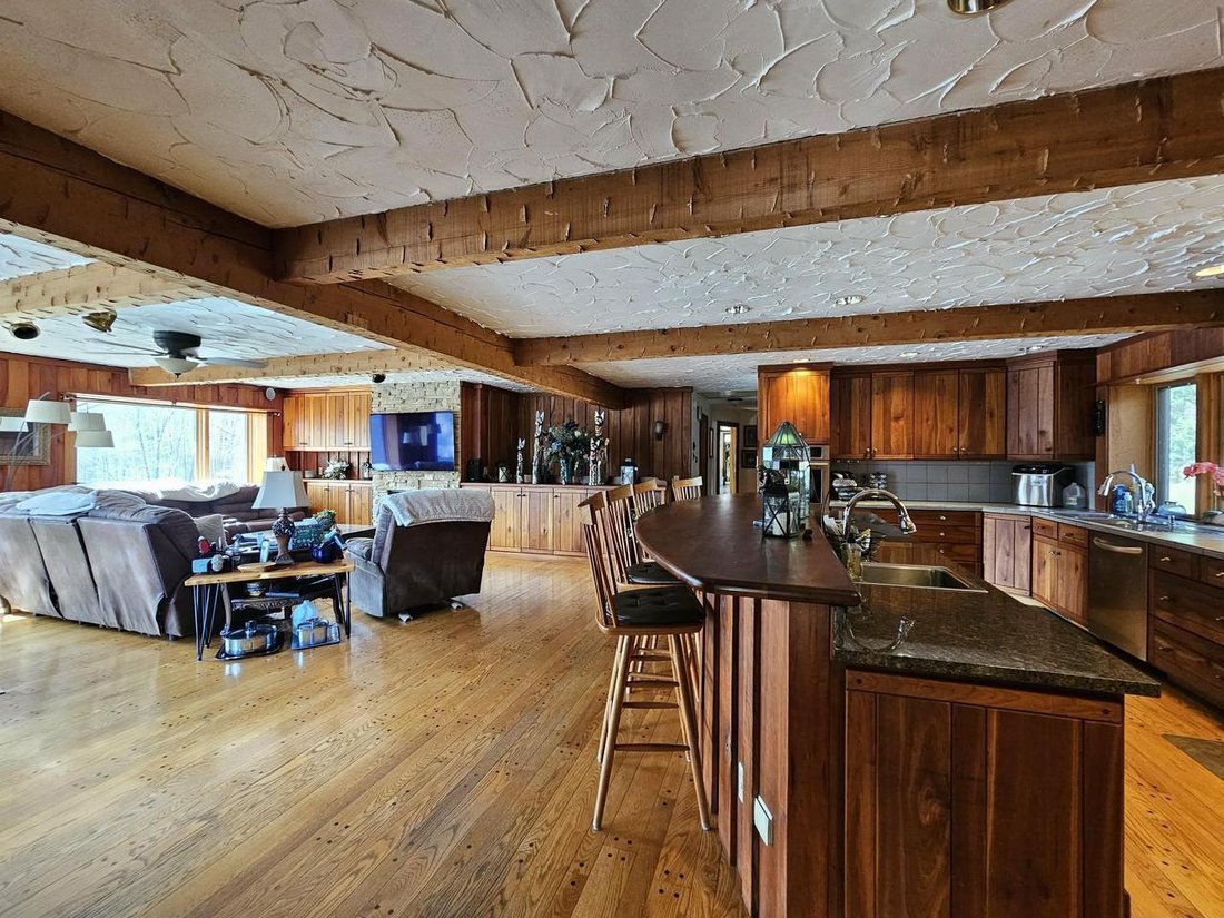 House in Pittsville, Wisconsin, United States 2 - 17787679