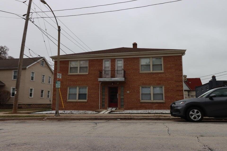 Wauwatosa, Wisconsin, United States 1 - 17788278
