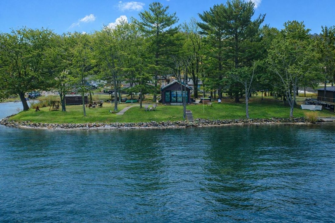 House in Lake Wisconsin, Wisconsin, United States 1 - 17787388