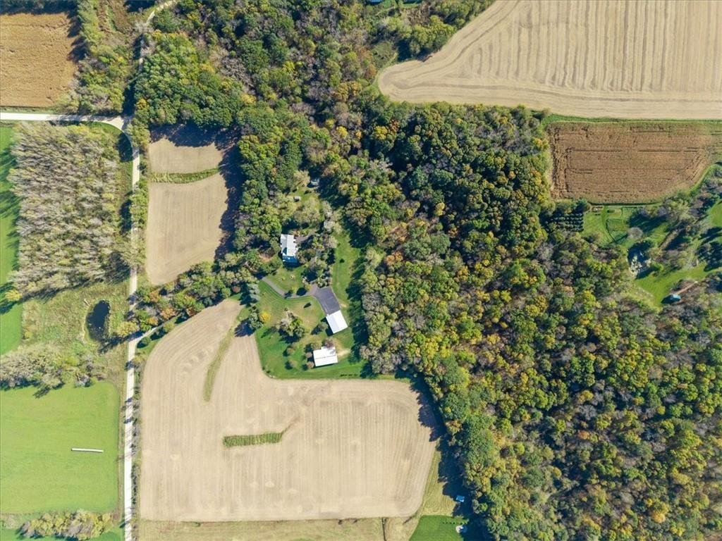 House in Martell, Wisconsin, United States 2 - 17787701