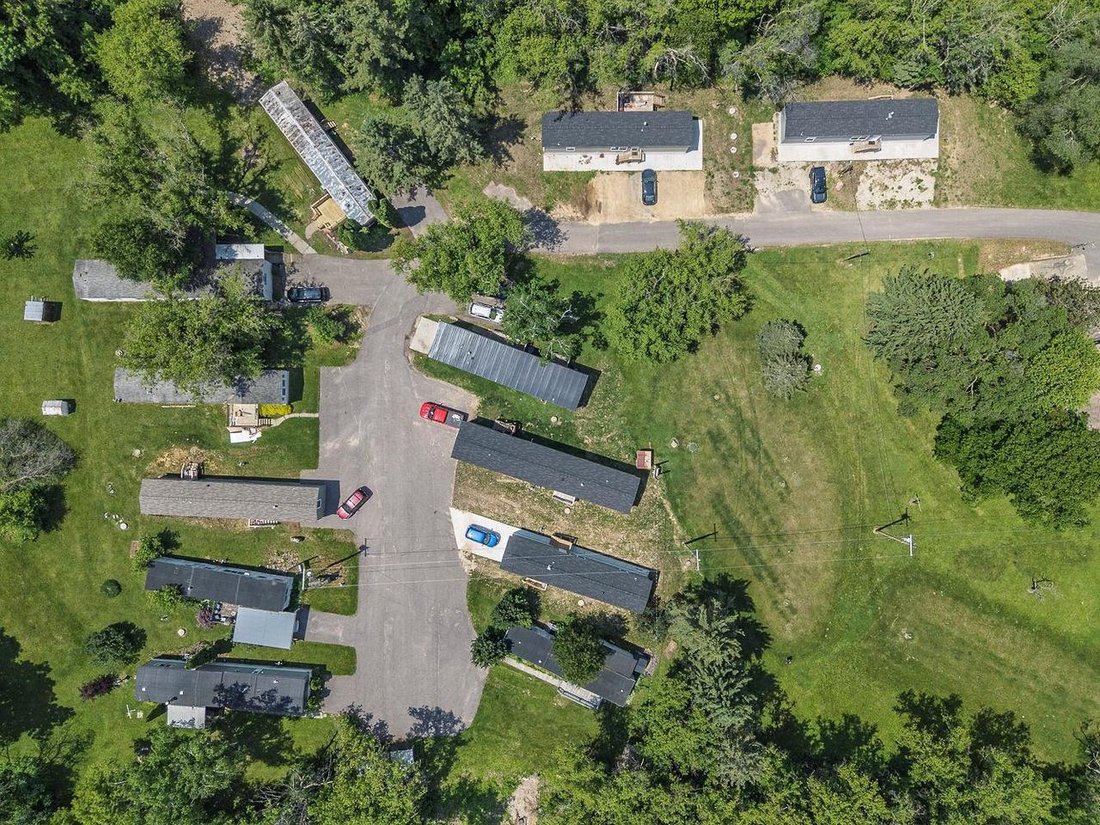 Baraboo, Wisconsin, United States 5 - 17787736