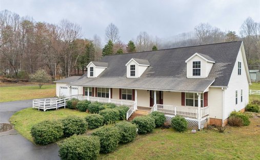 House in Whittier, North Carolina, United States 1