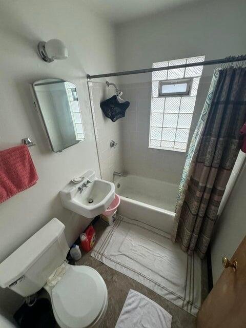 Wauwatosa, Wisconsin, United States 4 - 17788278