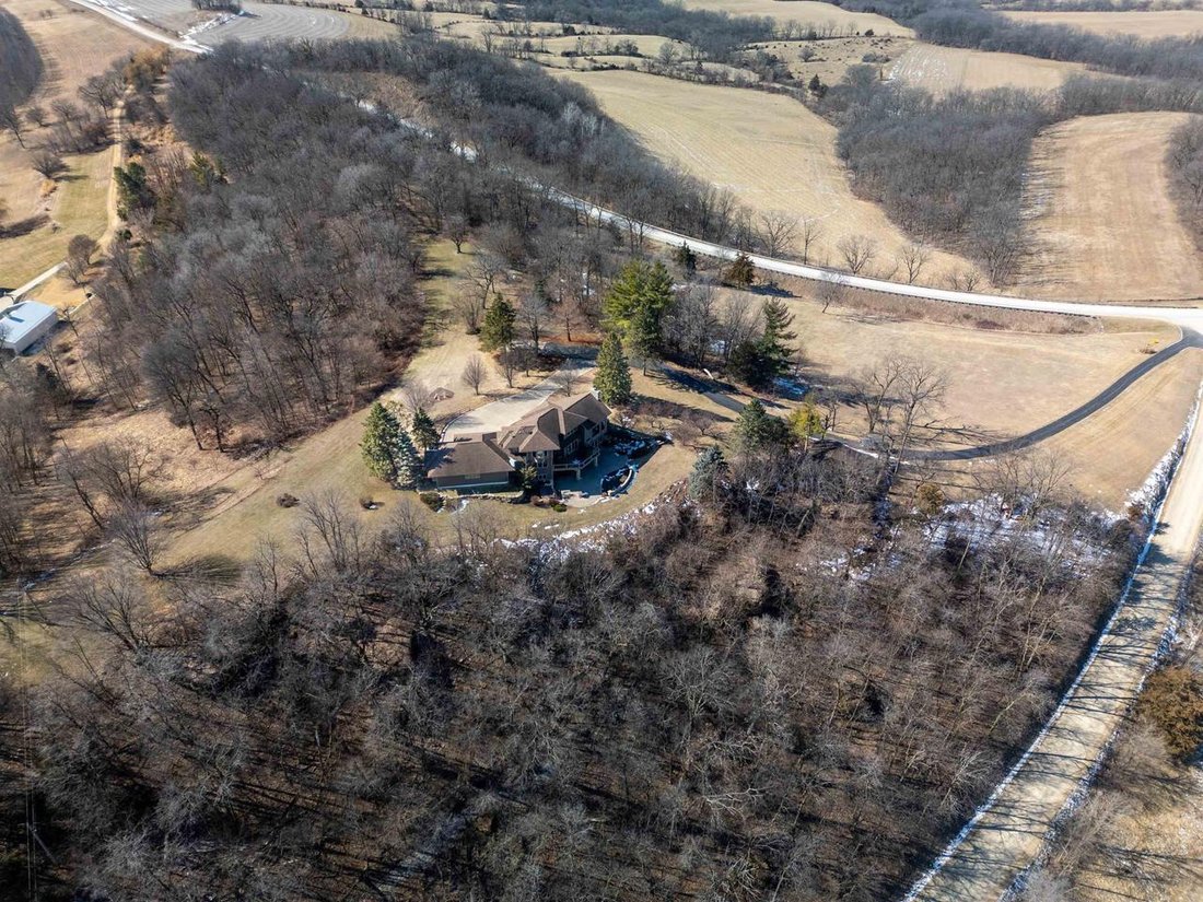 House in Elizabeth, Illinois, United States 5 - 17787455
